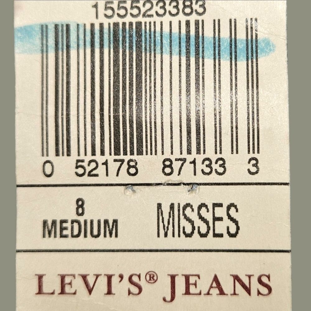 LEVIS Relaxed Fit Boot Cut 550 Misses Levi's Jeans Size 8 NWT - Picture 16 of 16